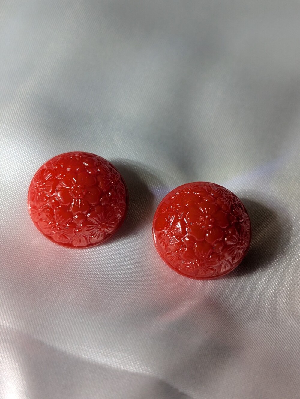 Vintage Red Molded Resin Carved Floral Dome Statement Clip On Button Earrings